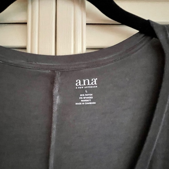 A.N.A, WOMENS, GREY COLOR DYED TUNIC. SIZE L. - Picture 3 of 4